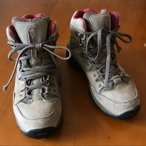 THE NORTH FACE Hiking Boots Women’s Size 6.5